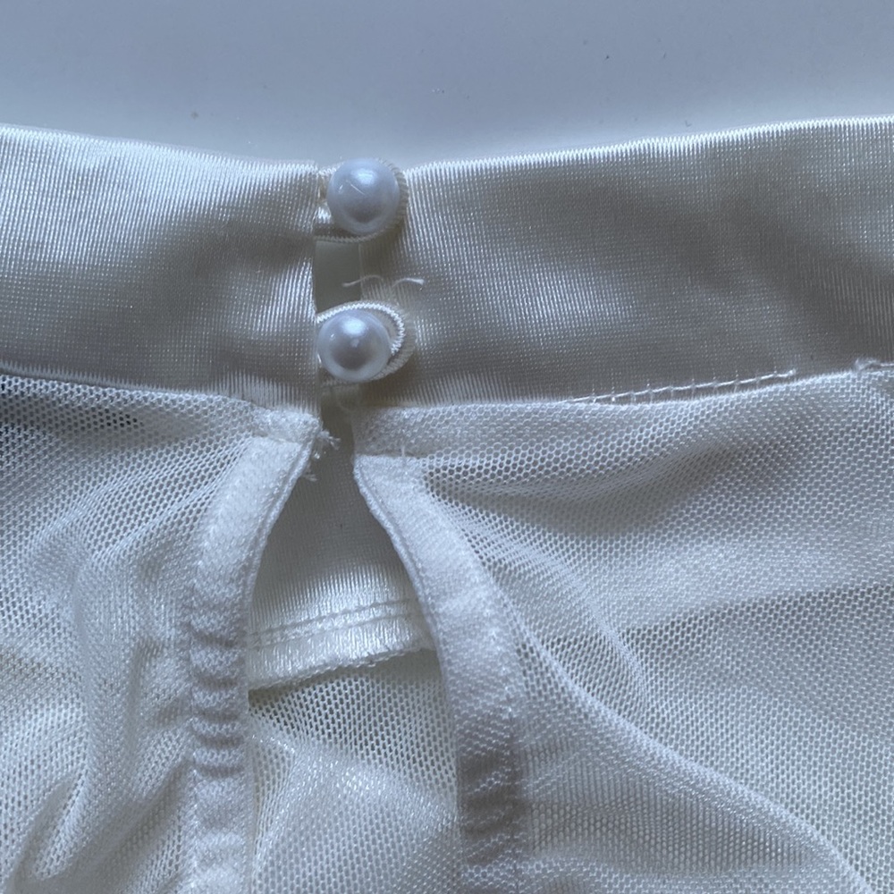 Fashion nova white top size 3X - Picture 4 of 13